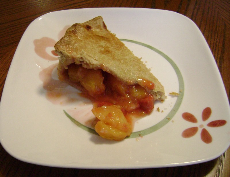 Peach-Raspberry Pie