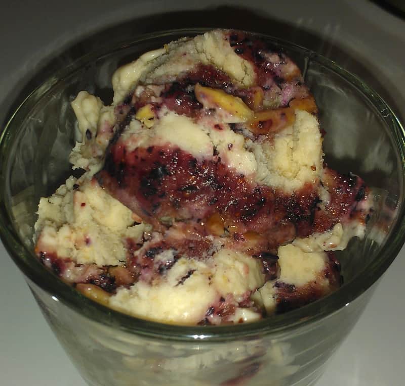 Vegan Blueberry Crisp Ice Cream