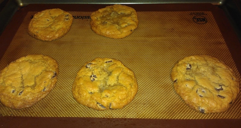 Alton Brown's Giant Gluten-Free Chocolate Chip Cookies